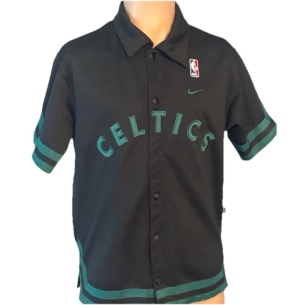 Boston Celtics Nike Warm Up Jersey Men's Medium Snap Shirt Black Green NBA